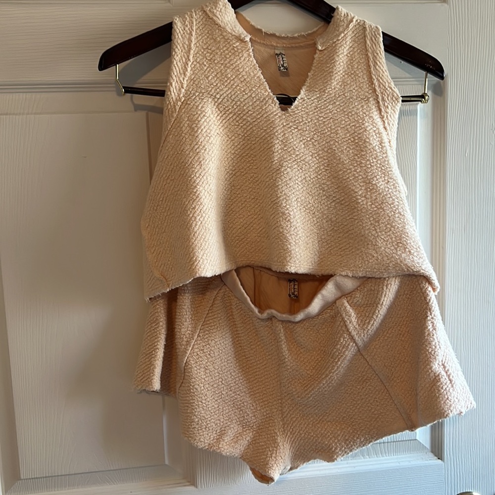 Free people set—sweater tank and shorts